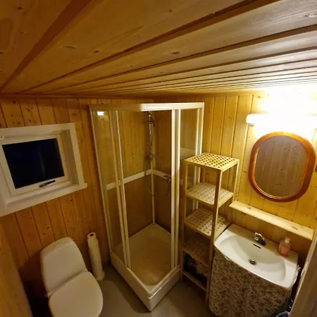 Kvalvika 73 - 10 Min From Leknes Tatil Evi Pettvik