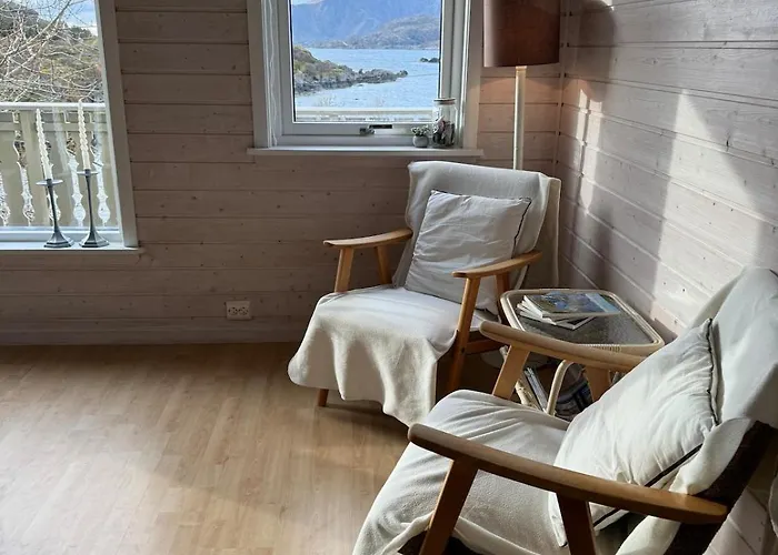 Kvalvika 73 - 10 Min From Leknes Feriehus Vestvagoy