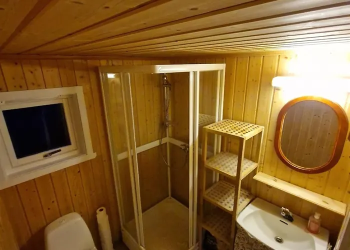 Kvalvika 73 - 10 Min From Leknes Feriehus Vestvagoy