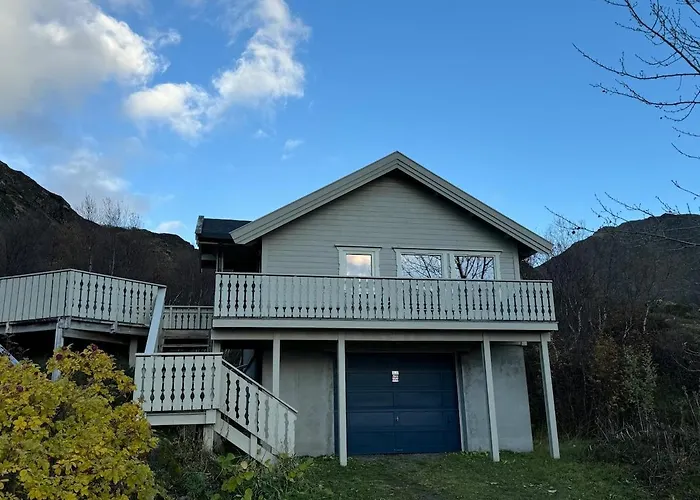 Kvalvika 73 - 10 Min From Leknes Feriehus