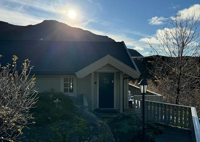 Kvalvika 73 - 10 Min From Leknes Feriehus Vestvagoy